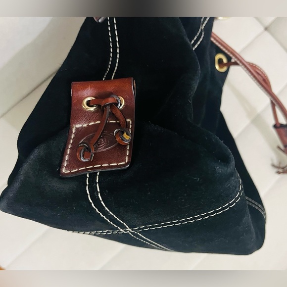 Dooney & Bourke EUC Suede bucket bag Black with dust bag - Picture 8 of 16